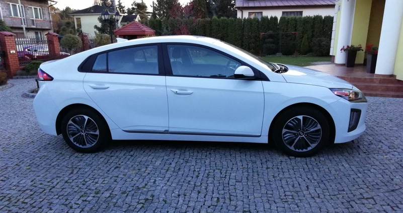 Hyundai IONIQ cena 92000 przebieg: 21000, rok produkcji 2021 z Miejska Górka małe 56